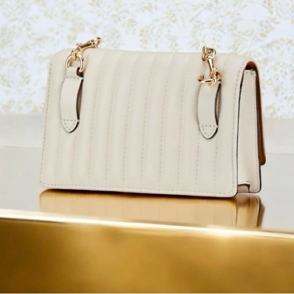 COACH Linear Quilted Leather Flap Belt Bag / Crossbody Cream with Gold Chain - Picture 3 of 8